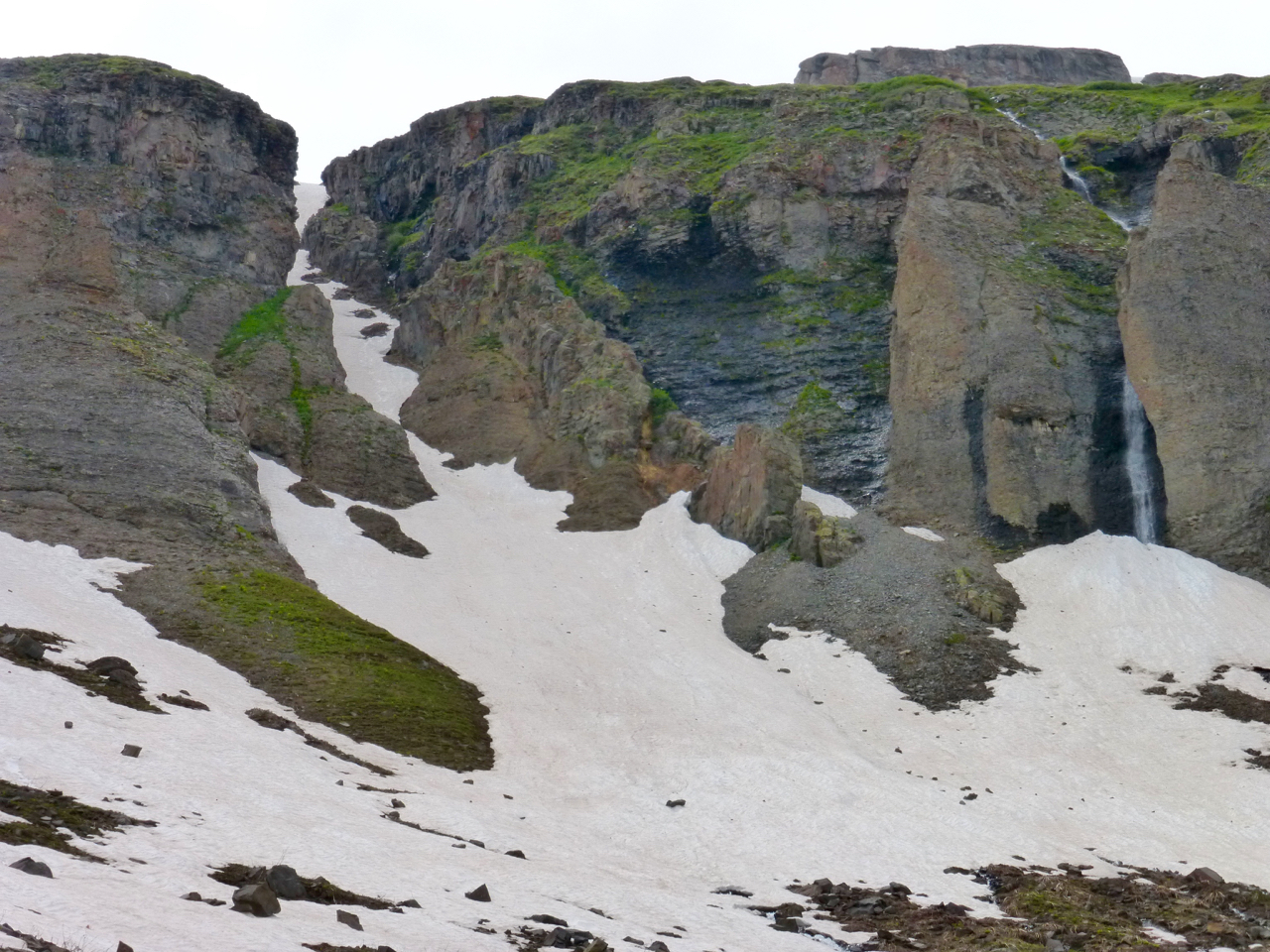 Emma low cliffs and fall